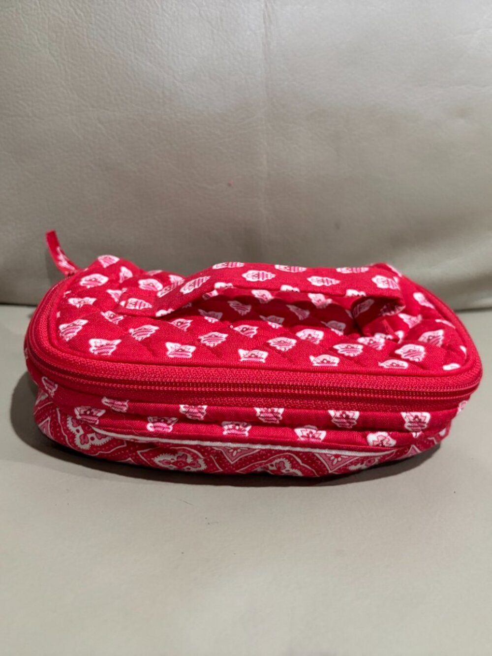 "Vera Bladley" Cosmetic Bag (Preowned)